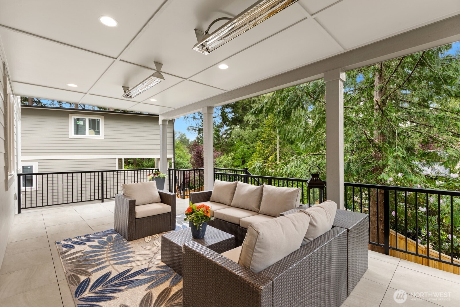 815 130th Avenue NE Bellevue WA 98005