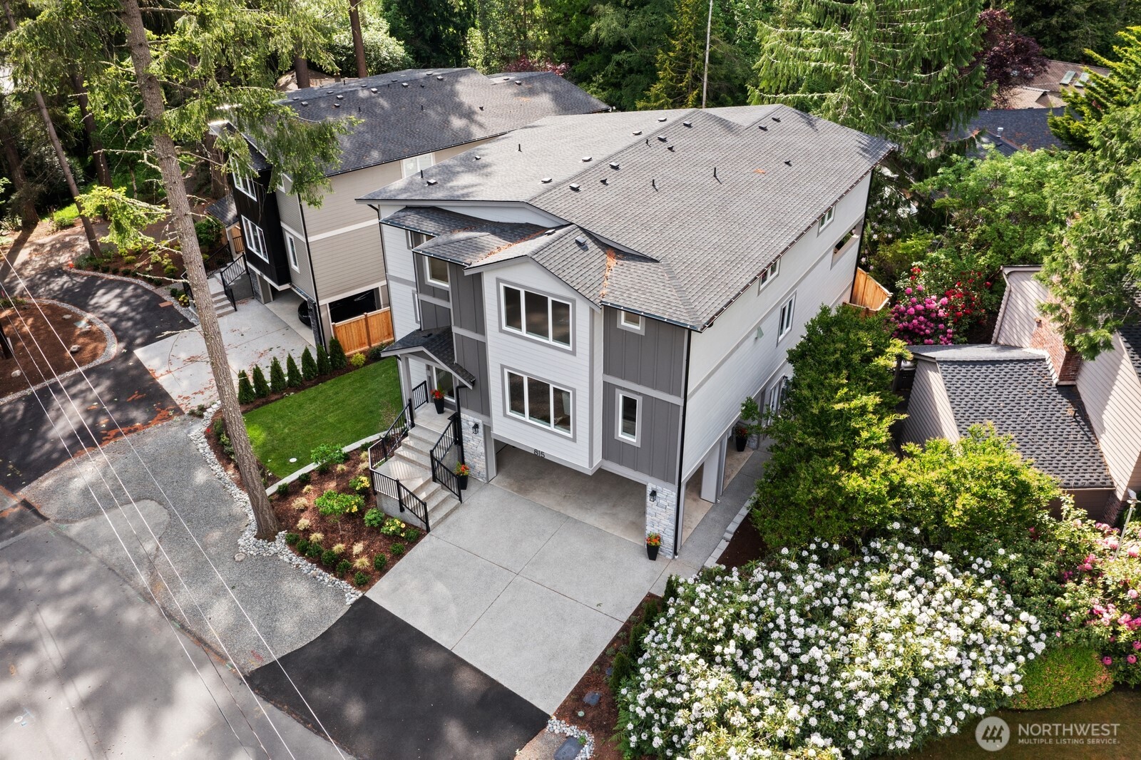 815 130th Avenue NE Bellevue WA 98005
