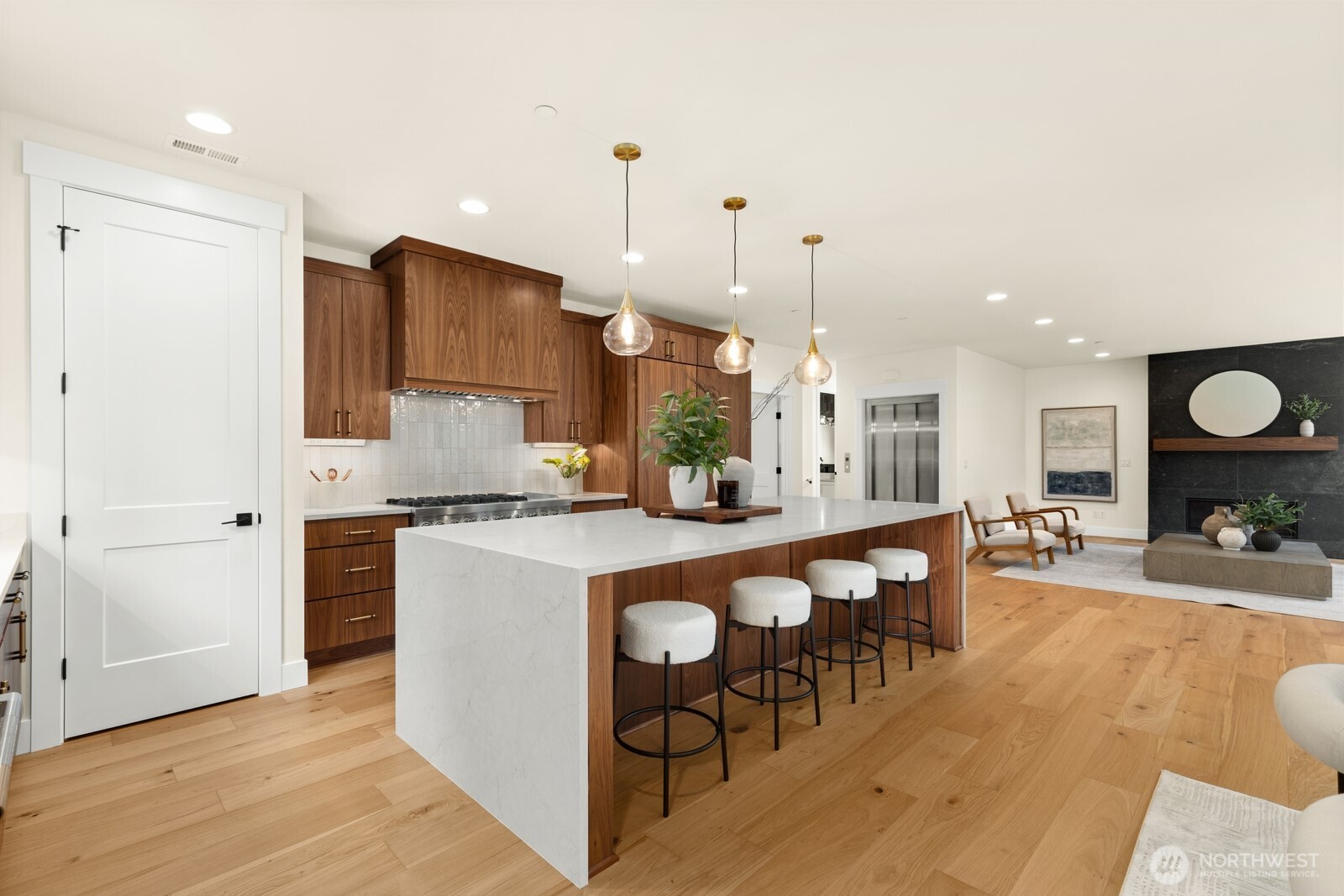 815 130th Avenue Bellevue WA 98005