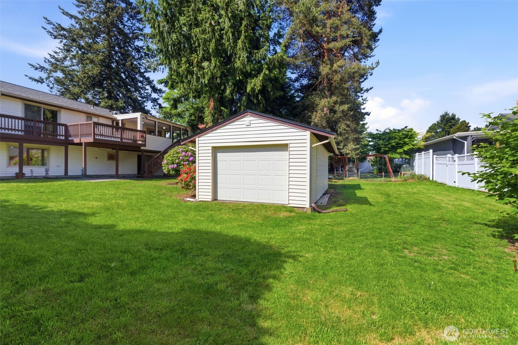 1118 SW 142nd Street Burien WA 98166