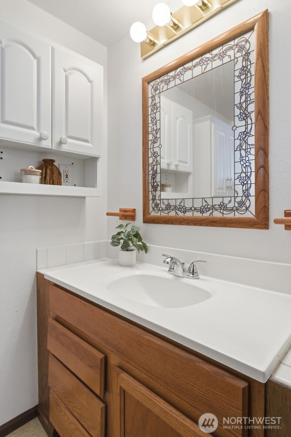 1118 SW 142nd Street Burien WA 98166