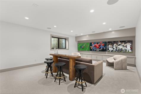 10789 SE 10th Street Bellevue WA 98004