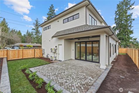 10789 SE 10th Street Bellevue WA 98004