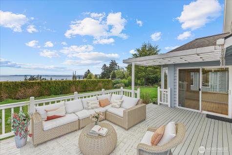 30 Chatham Place Camano Island WA 98282