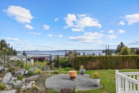 30 Chatham Place Camano Island WA 98282