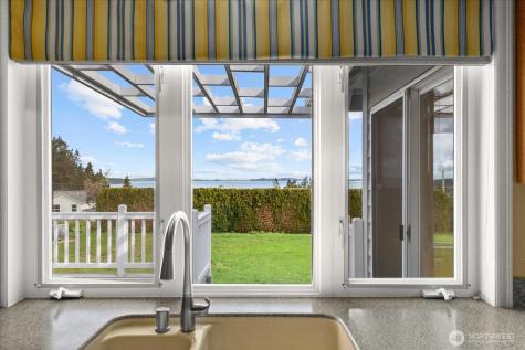 30 Chatham Place Camano Island WA 98282