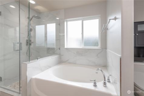 12881 SE 225th Court Kent WA 98031