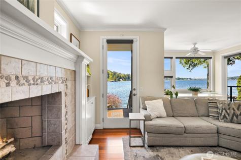 21 Strawberry Point Road Bellingham WA 98229