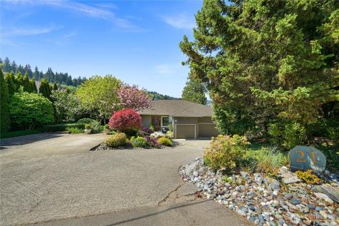 21 Strawberry Point Road Bellingham WA 98229