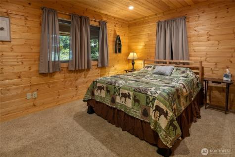 205 Makah Street Center Island WA 98221