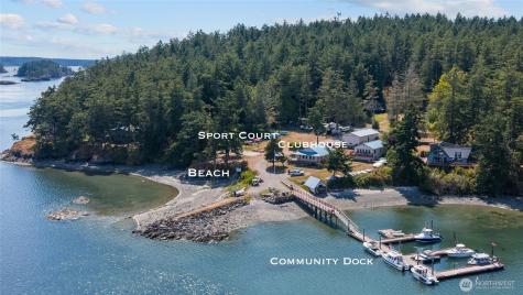 205 Makah Center Island WA 98221