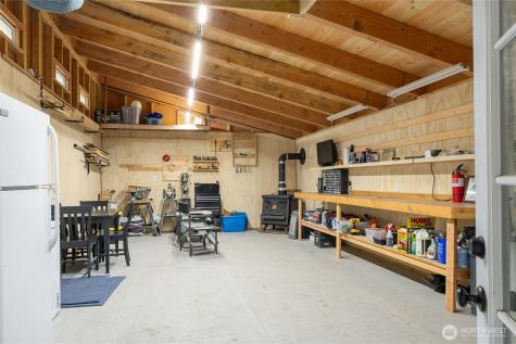 205 Makah Street Center Island WA 98221