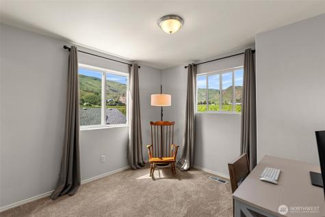 1631 Fuller Street Wenatchee WA 98801