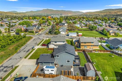 1631 Fuller Street Wenatchee WA 98801