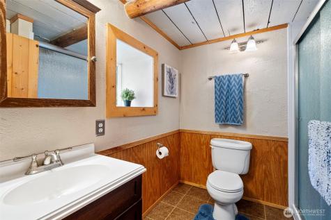 15920 Peacock Hill Avenue NW Gig Harbor WA 98332