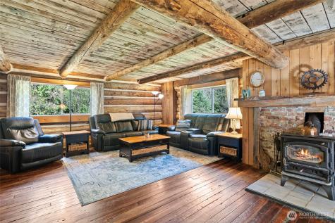 15920 Peacock Hill Avenue NW Gig Harbor WA 98332