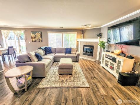 23617 243rd Place Maple Valley WA 98038