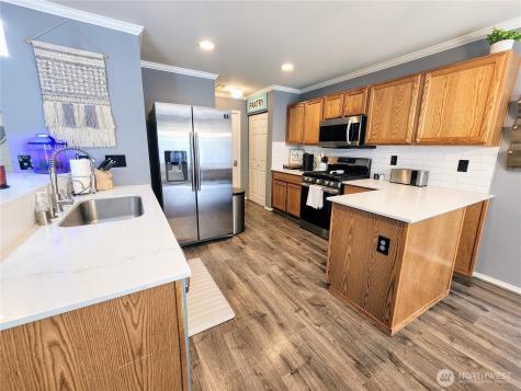 23617 243rd Place Maple Valley WA 98038