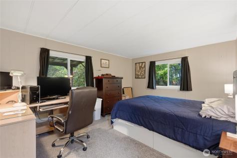 173 Riverview Drive Castle Rock WA 98611