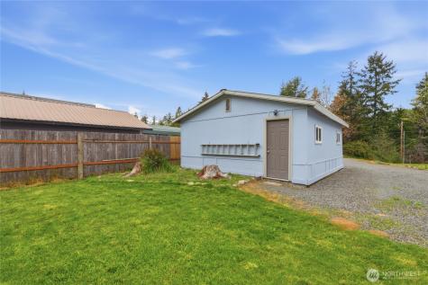 173 Riverview Drive Castle Rock WA 98611