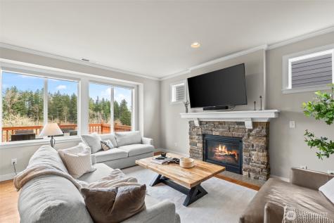 1644 211th Avenue SE Sammamish WA 98075