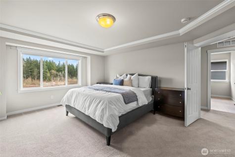1644 211th Avenue SE Sammamish WA 98075