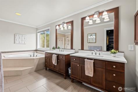 1644 211th Avenue SE Sammamish WA 98075