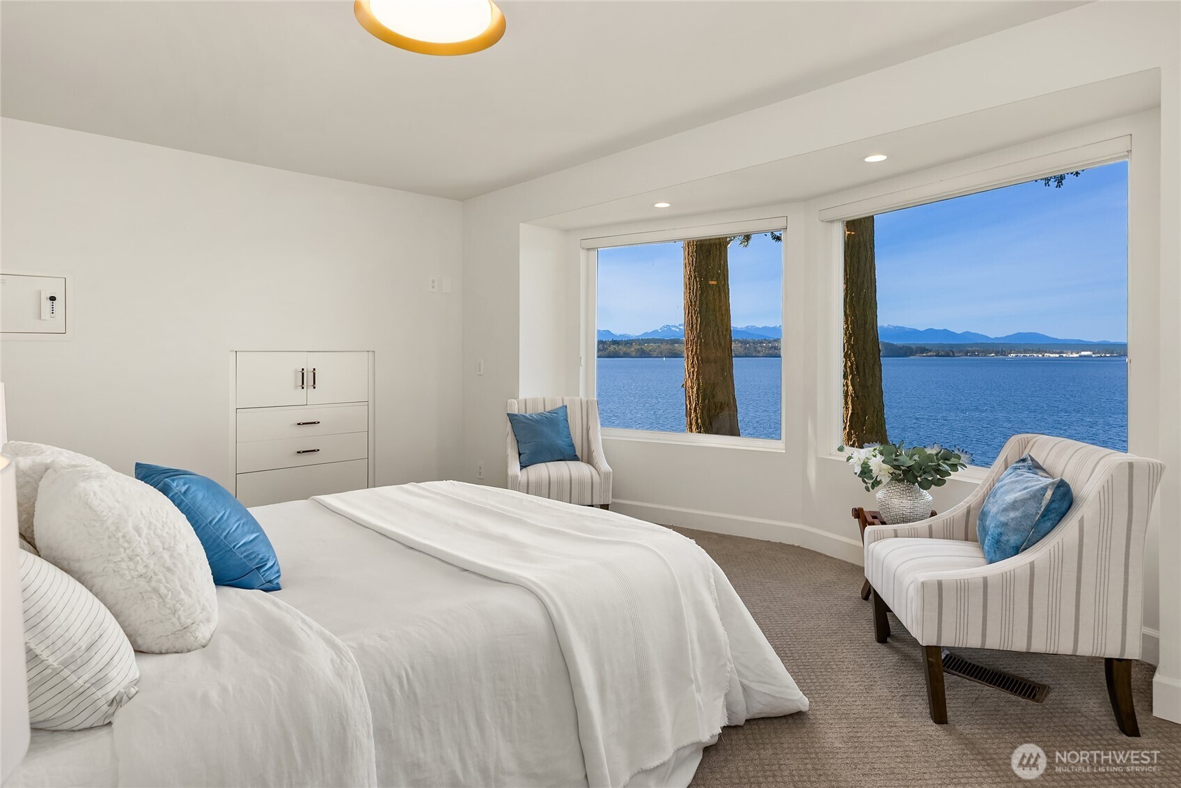 12145 Arrow Point Loop NE Bainbridge Island WA 98110