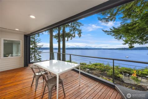 12145 Arrow Point Loop NE Bainbridge Island WA 98110