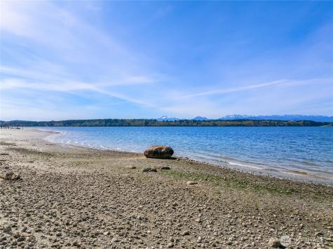 12145 Arrow Point Loop NE Bainbridge Island WA 98110