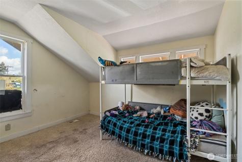 601 S 2nd Street Toledo WA 98591