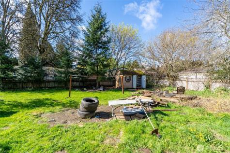 601 S 2nd Street Toledo WA 98591