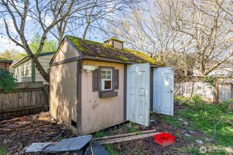 601 S 2nd Street Toledo WA 98591