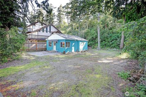 566 Sundin Drive Camano Island WA 98282