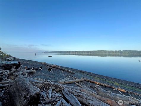 566 Sundin Drive Camano Island WA 98282
