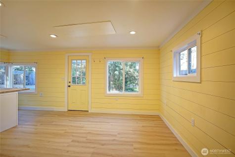 566 Sundin Drive Camano Island WA 98282