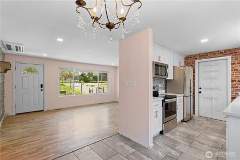 28600 SE 226th Street Maple Valley WA 98038