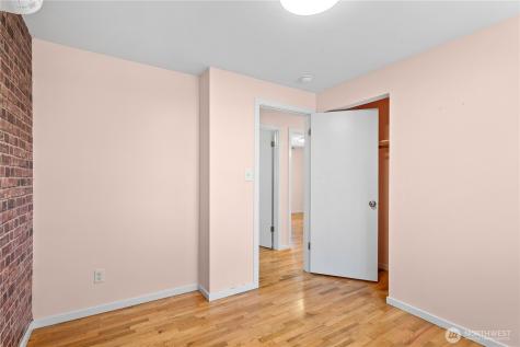 28600 SE 226th Street Maple Valley WA 98038