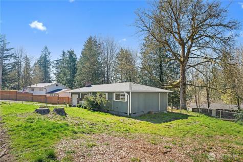 28600 SE 226th Street Maple Valley WA 98038