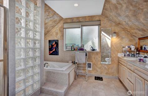 35904 SE 46th Street Fall City WA 98024