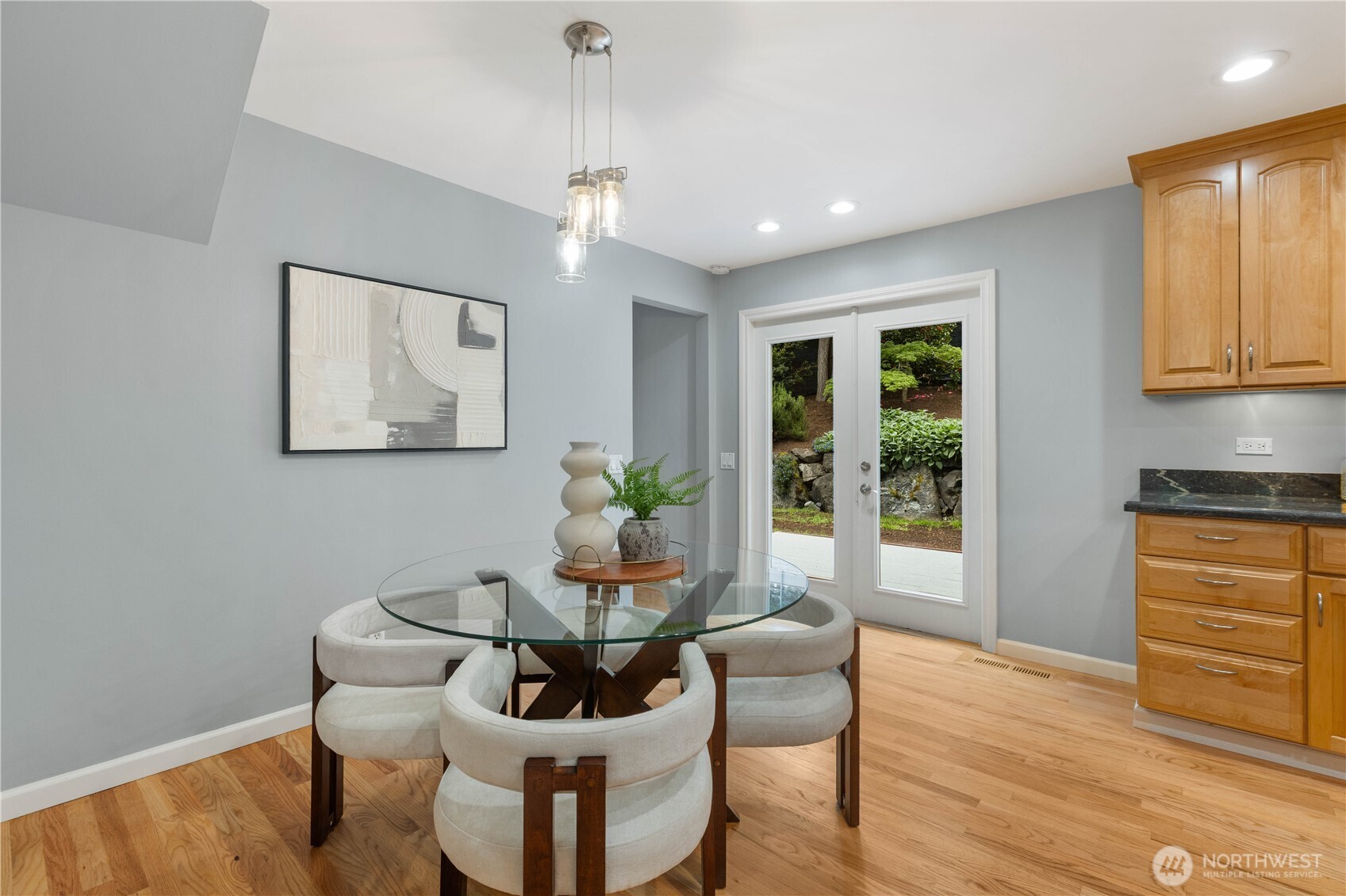 6155 93 Avenue SE Mercer Island WA 98040