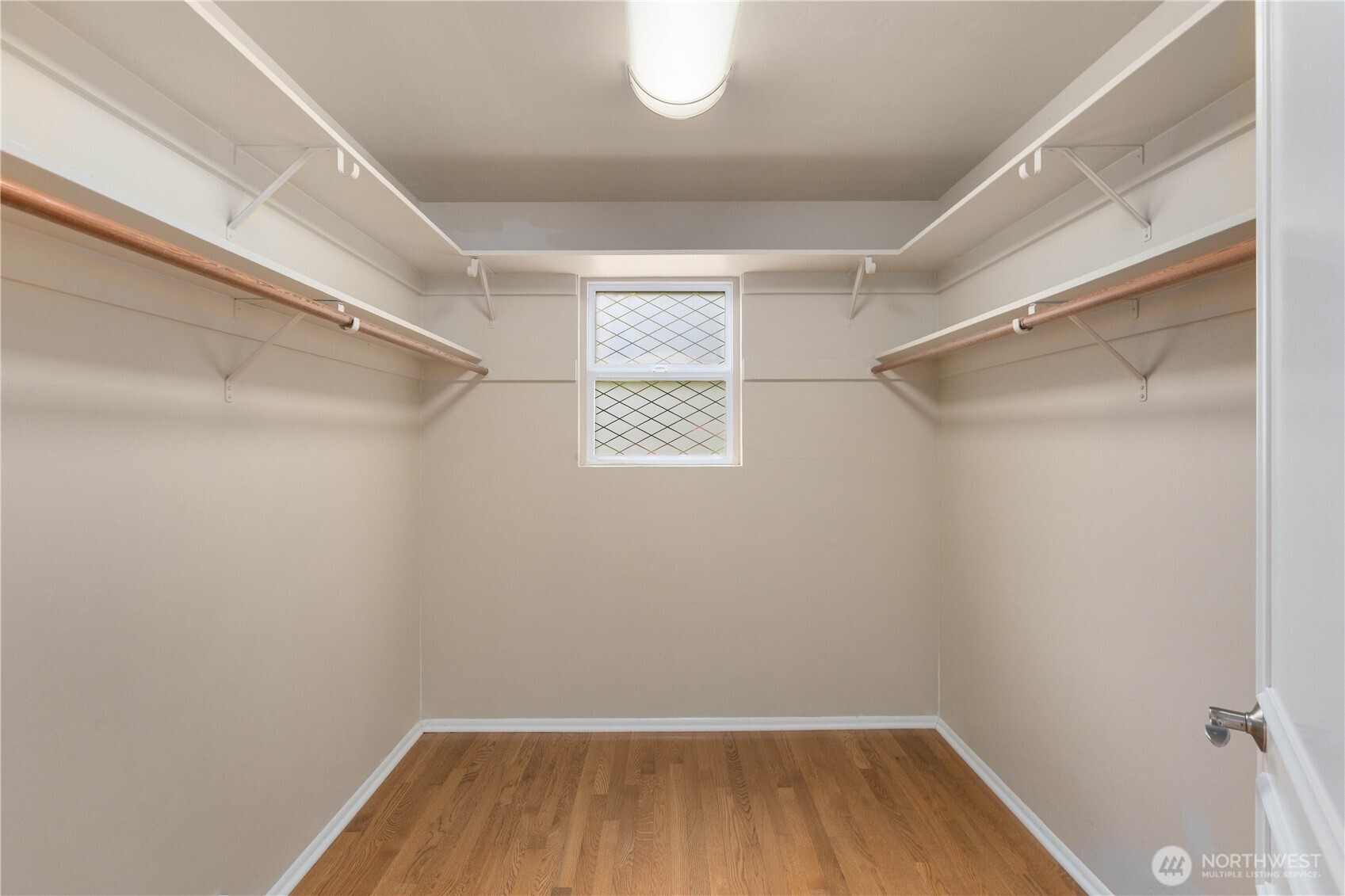 6155 93 Avenue SE Mercer Island WA 98040