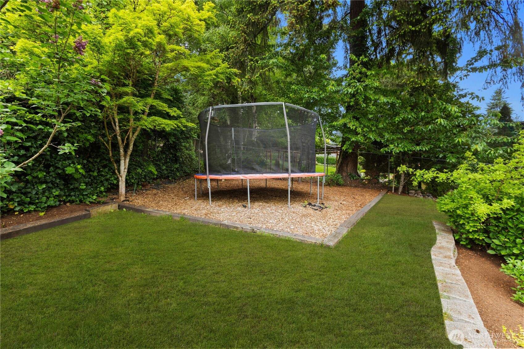 6155 93 Avenue SE Mercer Island WA 98040