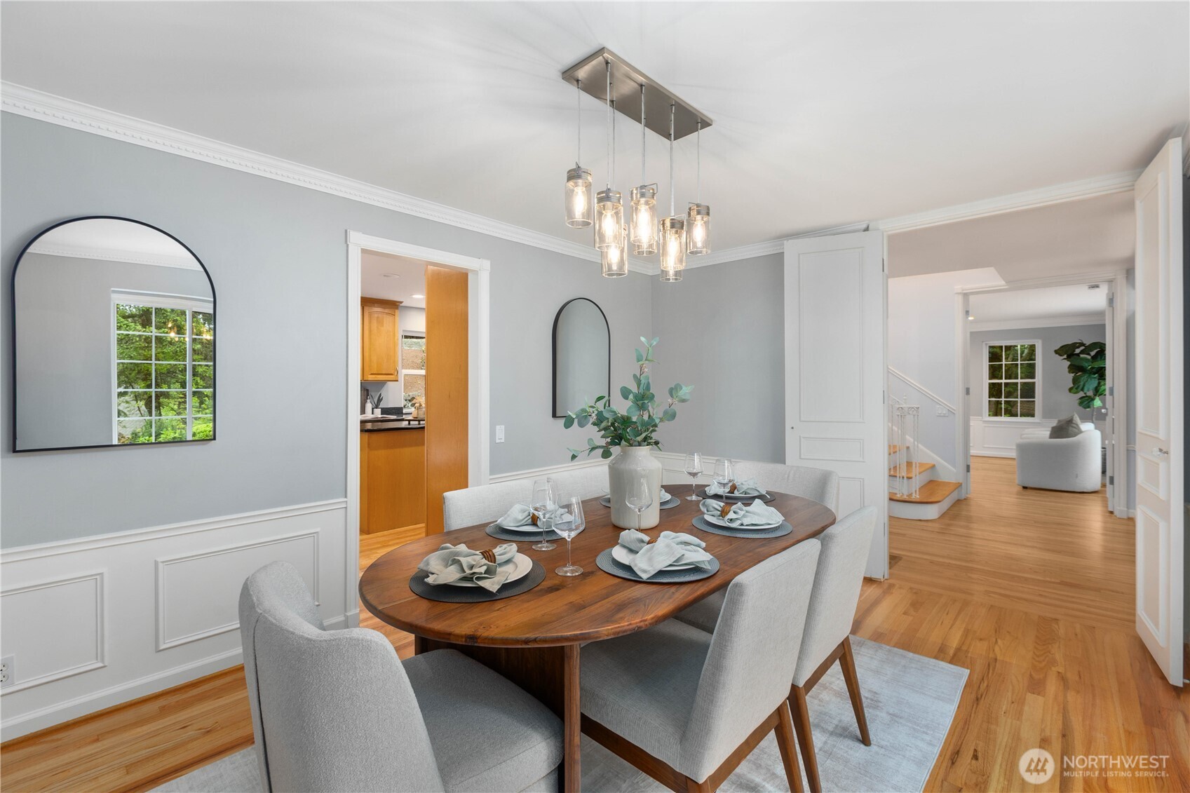 6155 93 Avenue SE Mercer Island WA 98040
