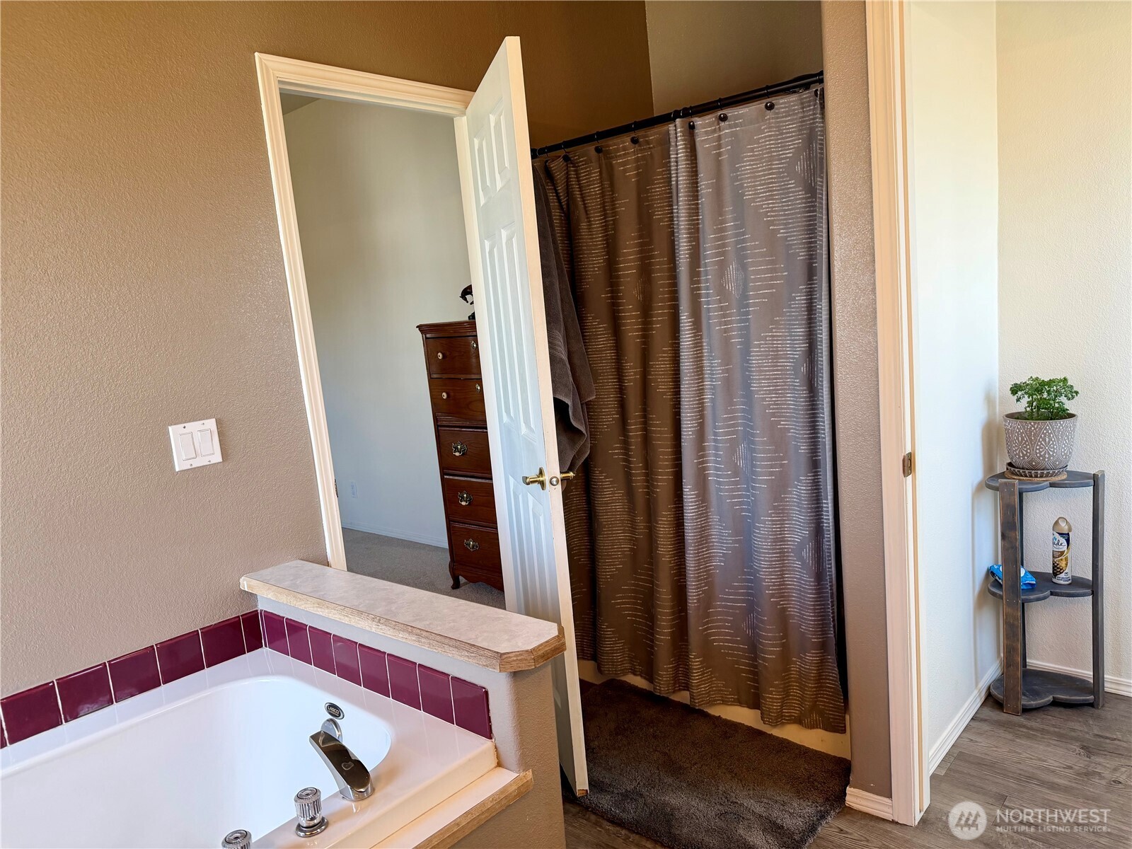 165 NE Dungan Street Creston WA 99117