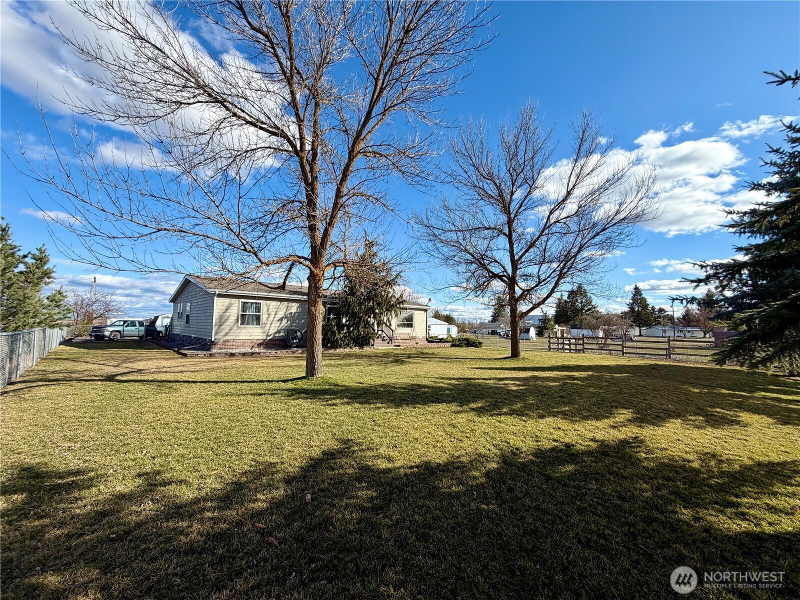 165 NE Dungan Street Creston WA 99117