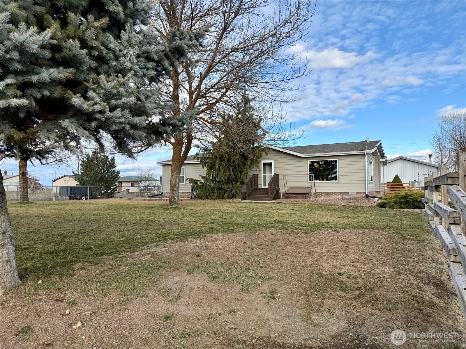 165 NE Dungan Street Creston WA 99117