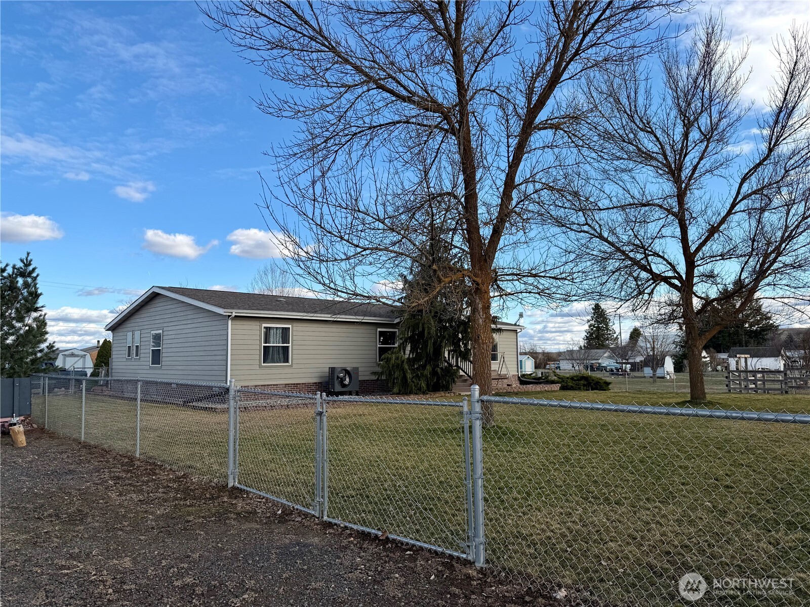 165 NE Dungan Street Creston WA 99117
