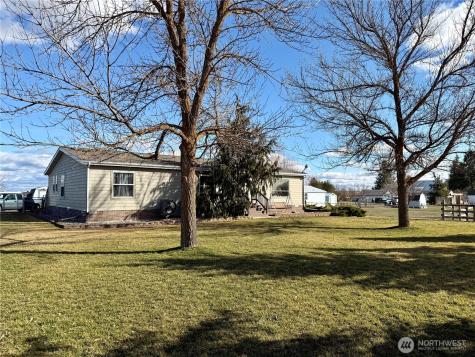 165 NE Dungan Street Creston WA 99117