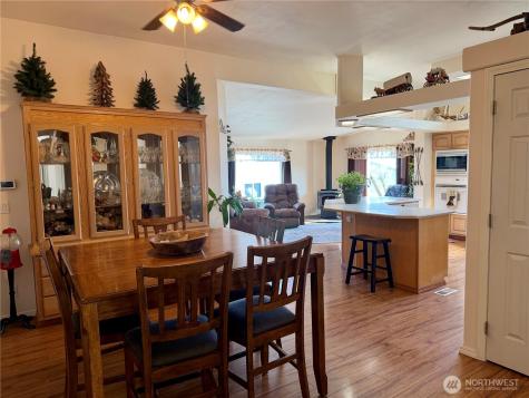 165 NE Dungan Street Creston WA 99117